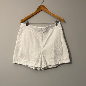 Source Unknown Women's Crisp White Bermudas